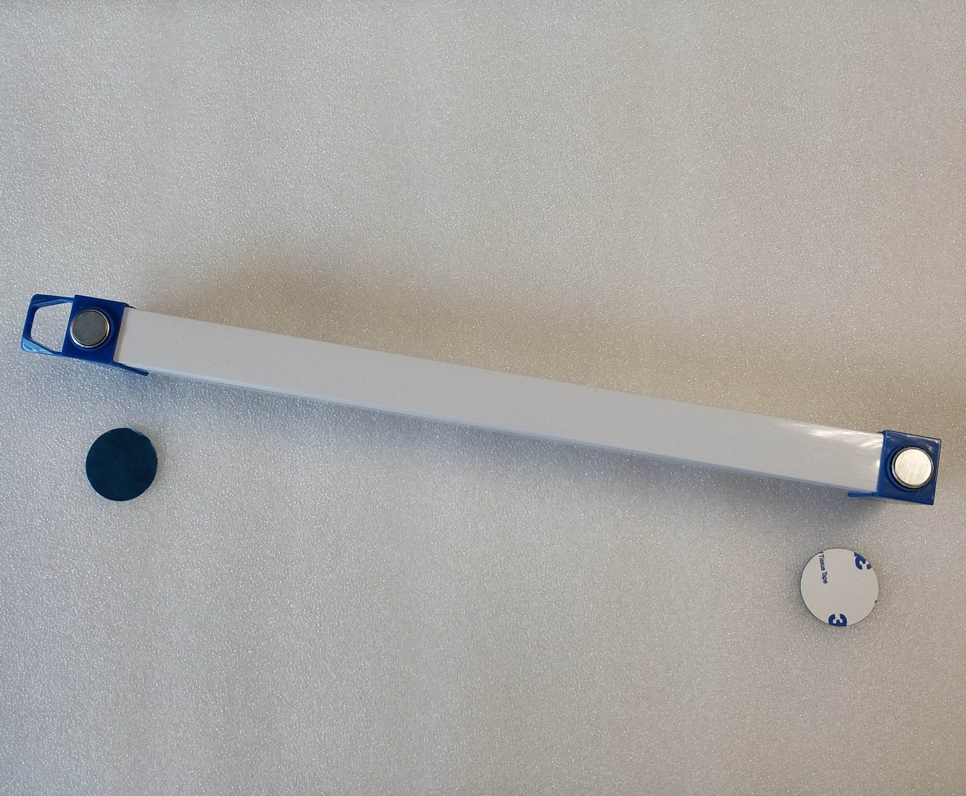 Rechargeable Portable LED Tube Light (18cm) - DMC Wholesale