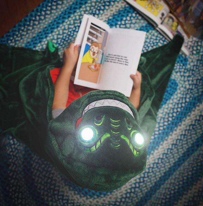 Ultra Soft Blanket with LED Lights - DMC Wholesale