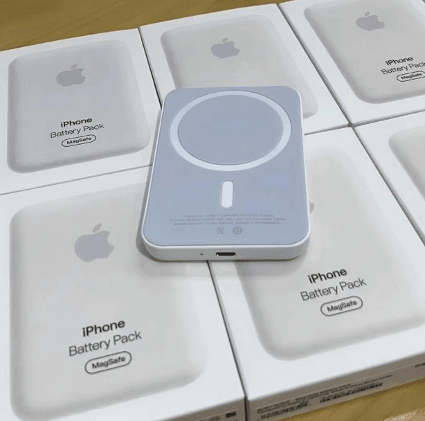 iPhone Wireless Power Bank (10,000mAh) - DMC Wholesale
