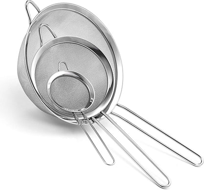 Hand-held Flour Sieve (18cm)