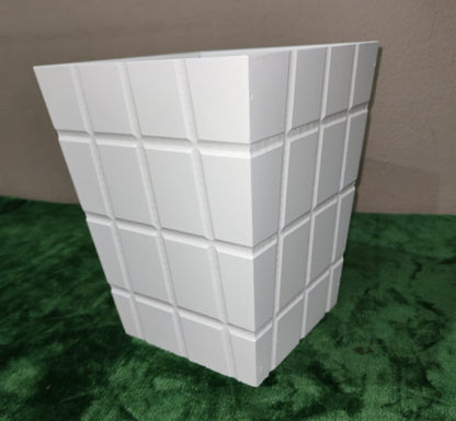 Large Square Flower Pot (24cm)