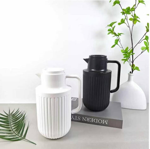 Modern Vertical Texture Vacuum Jug (1L) - Alt View
