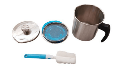 Oil Keeper Can with Fine Mesh Strainer (1.4L) - Alt View