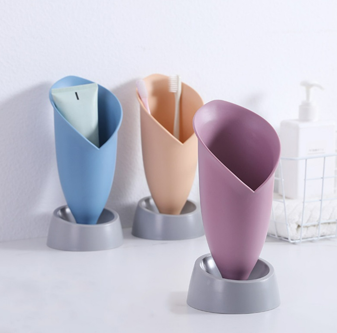 Multifunctional Cutlery And Decorative Holder